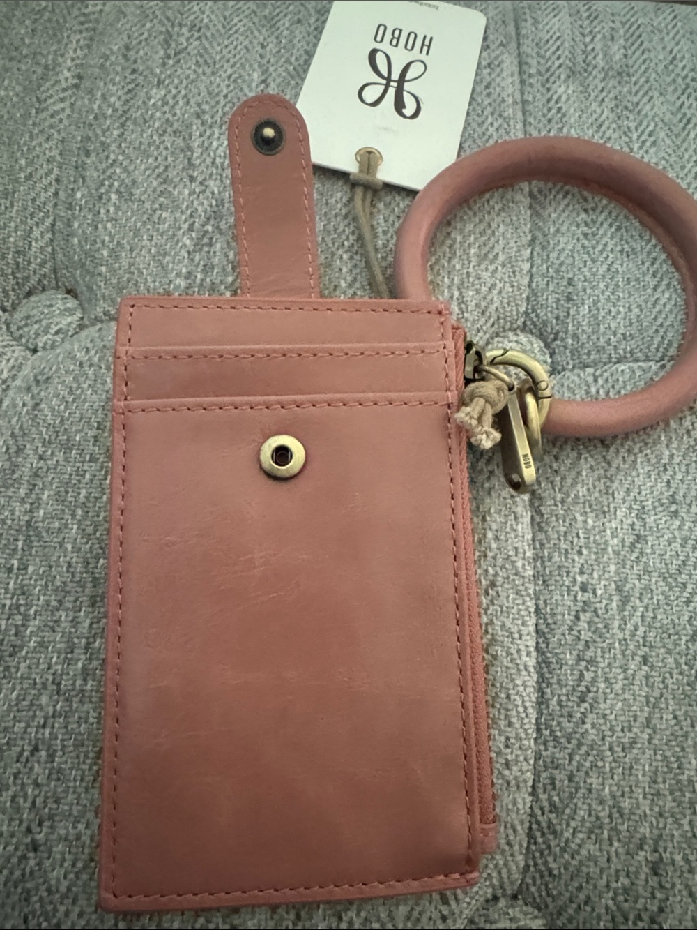 NWT, HOBO ring card wristlet . - Picture 6 of 7